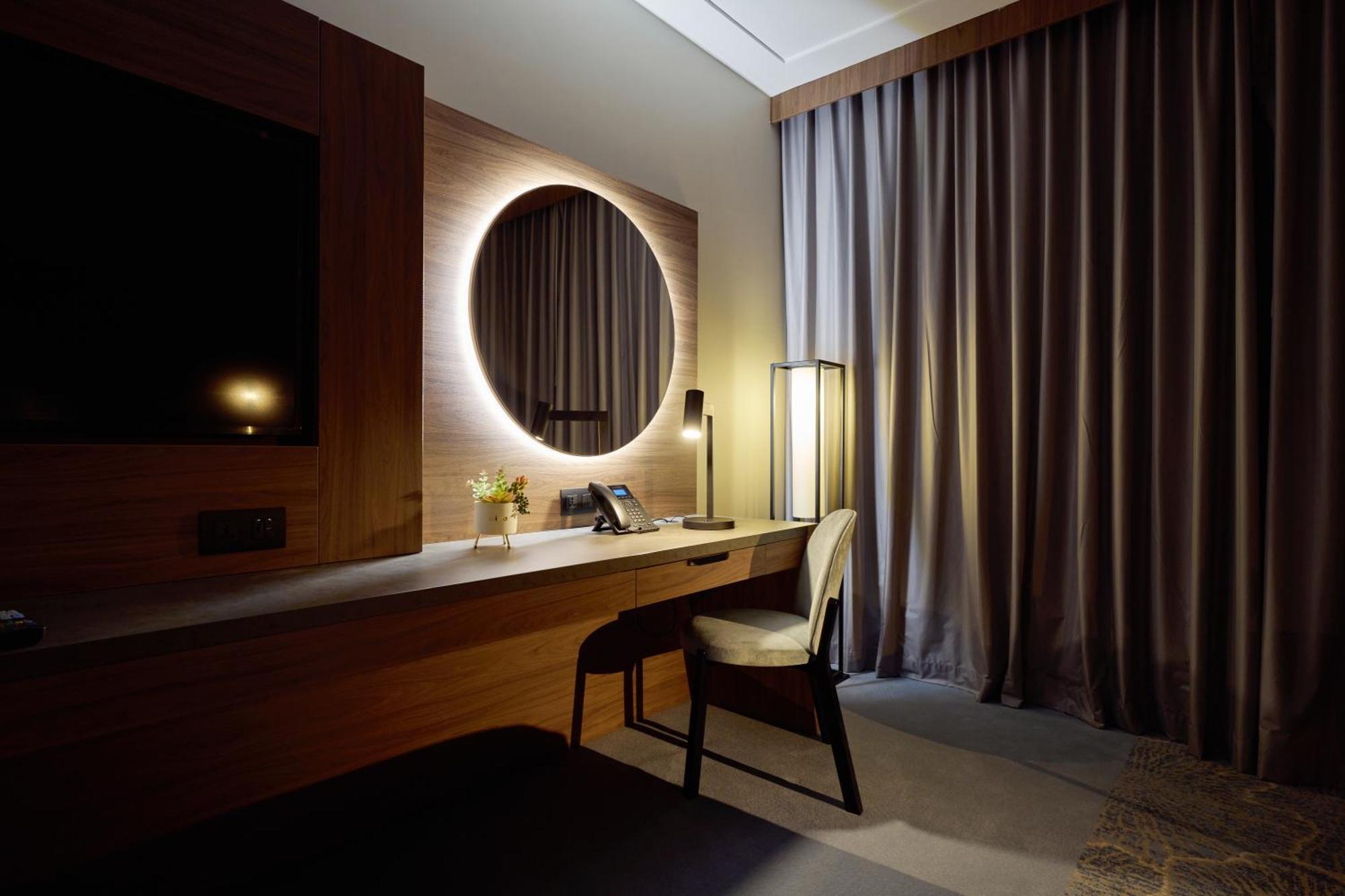 Hotel Paradise *